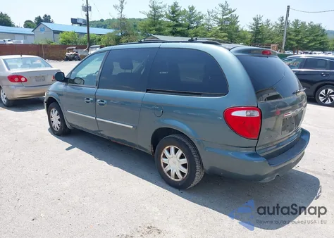 2006 Chrysler Town & Country Touring из США, поврежденный, VIN 2A4GP54L86R760021